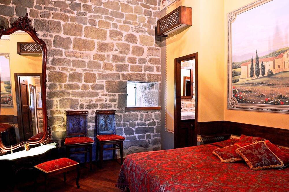 Medieval Tower perfect location for inlove in Pratovecchio, Pratovecchio Stia