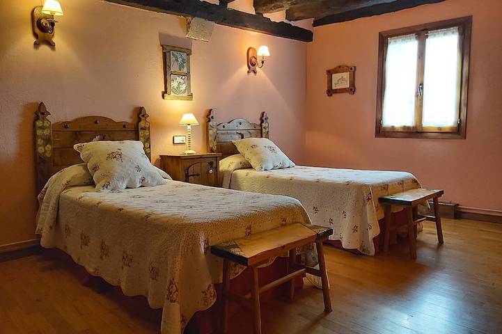 Casa Labakizarra für 8 personen in Azpilikueta, Baztan