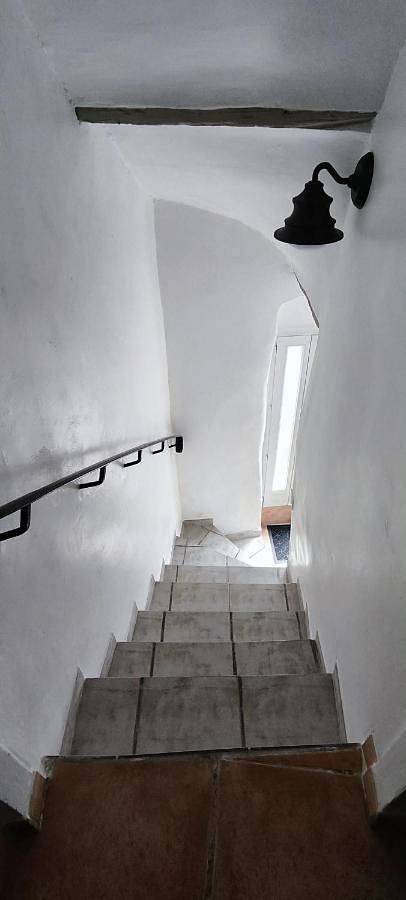 Appartement entier, Two-Bedroom House in Lançon-Provence, Côte méditerranéenne (France)