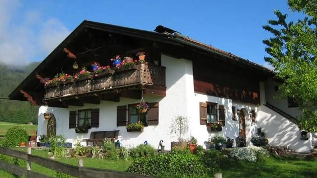 Ganze Ferienwohnung, Ferienwohnung für 2 Personen (66 m²) in Unterammergau in Unterammergau, Bayerische Alpen