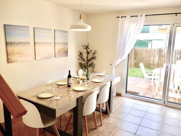 Casa rural para 6 personas, con Balcón y Terraza además de Jardín y Piscina en Palau-sator - 4