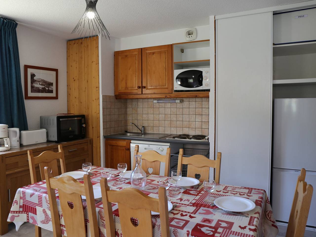 Entire apartment, Comfortable apartment in Aussois for 6 with terrace in Aussois, Massif de la Vanoise