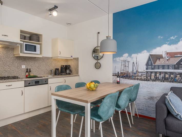 Ferienhaus für 6 Personen, mit Balkon/Terrasse und Terrasse sowie Garten und Pool am Markermeer - 3