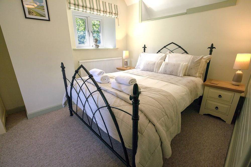 Wunderbares Ferienhaus, ruhige Lage mit beheiztem Innenpool in Pembrokeshire