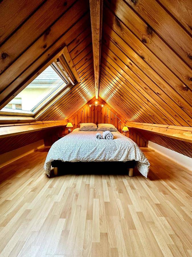 Gîte pour 4 personnes, avec terrasse à Pont-Péan