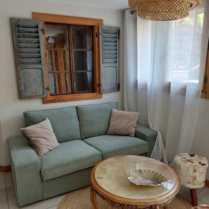 Gîte pour 4 personnes, avec jardin ainsi que vue et terrasse à Les Villards-sur-Thônes - 3