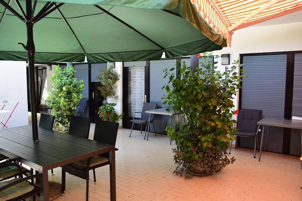 Habitacion en Vodice con Balcón, Acondicionador, Wifi (4826-1) in Vodice, Condado de Šibenik-Knin