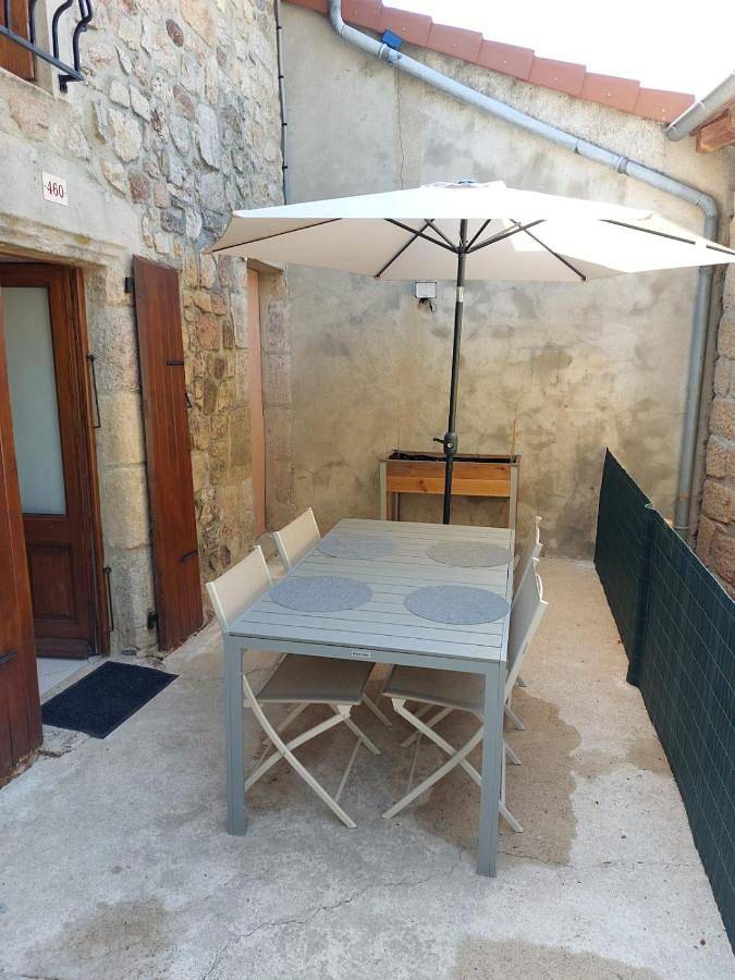 Location de vacances pour 3 personnes, avec terrasse dans Belsentes - 4