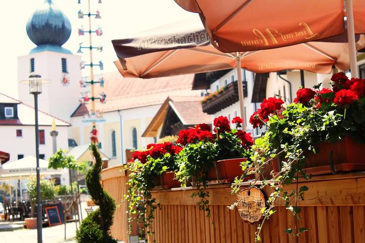 BnB für 6 Personen, mit Terrasse und Sauna sowie Balkon/Terrasse und Pool, mit Haustier in Bayern - 3