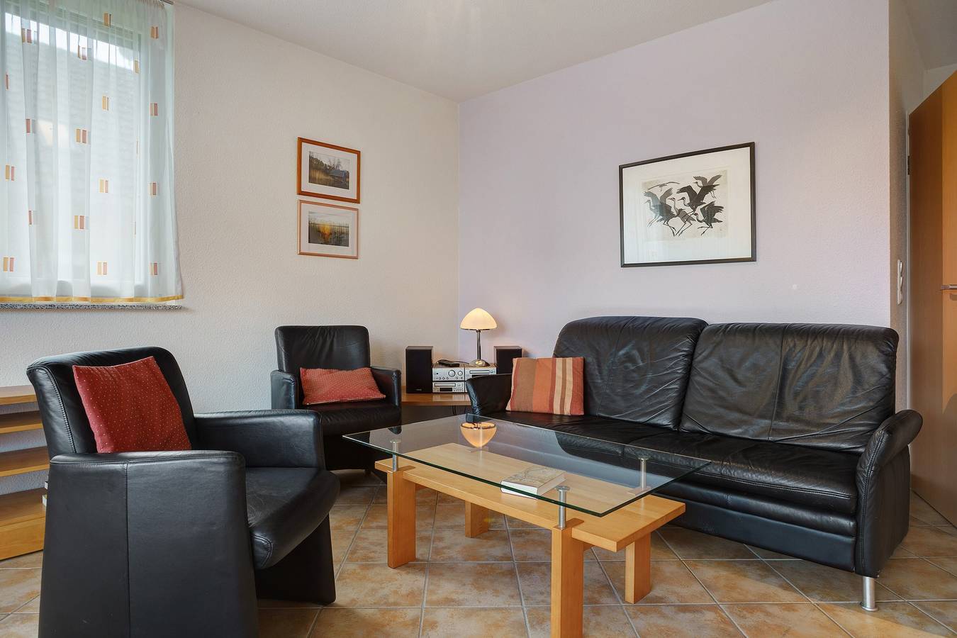 Ganze Wohnung, Hs20eg Ferienwohnung 'Müritzblick' mit großer Terrasse, Grill und Grilltisch in Röbel, Müritz