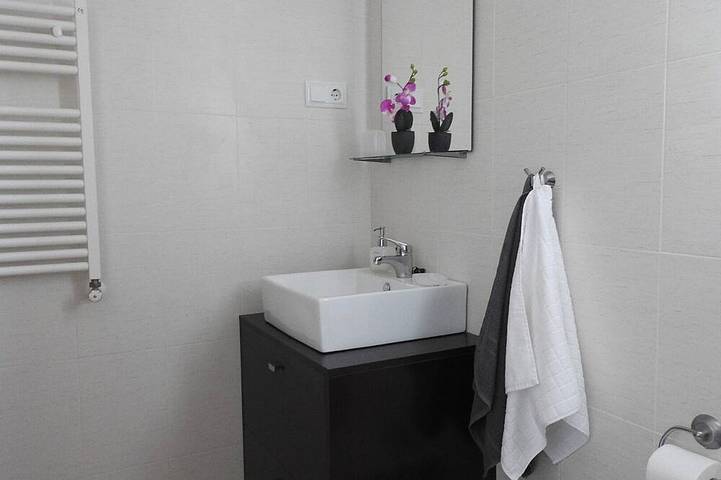 Nueva casa adosada en primera línea, bellamente amueblada, piscina privada, aire acondicionado completo, Wi-Fi in Mar Menor Polaris World, Torre-Pacheco