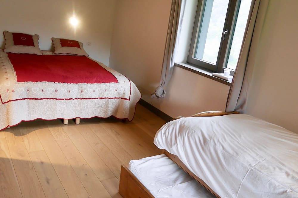 Chalet classé 4* 12 personnes -Spa- Courchevel- Meribel - Brides les Bains in La Perrière, Massif de la Vanoise