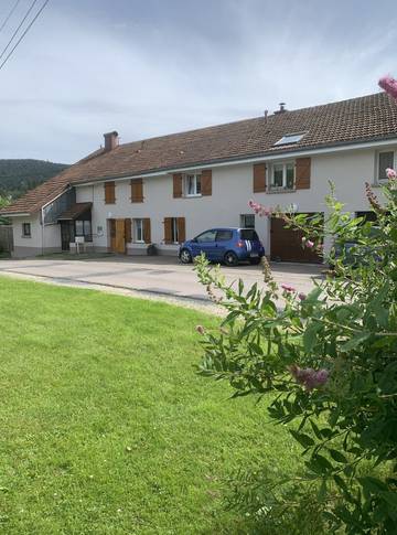 Gîte pour 4 personnes, avec jardin et terrasse à Liézey