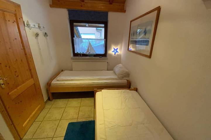 Ferienhaus für 4 Personen, mit Garten und Terrasse in Wesermarsch - 2