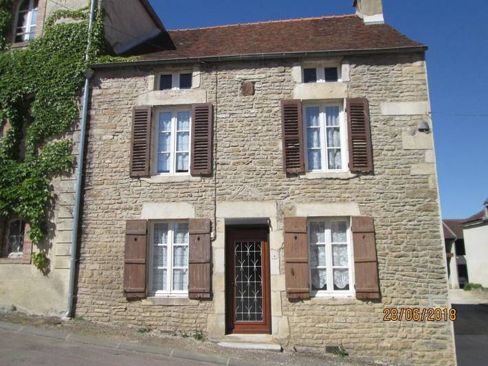 Location de vacances pour 4 personnes, avec Terrasse à Saint-Rémy (Côte-d'Or)