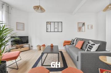 Location de vacances pour 8 personnes, avec terrasse et jardin à Maisons-Alfort