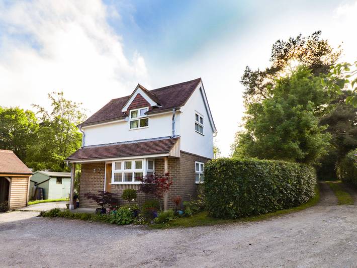 Log cabin for 2 people, with garden in Sussex