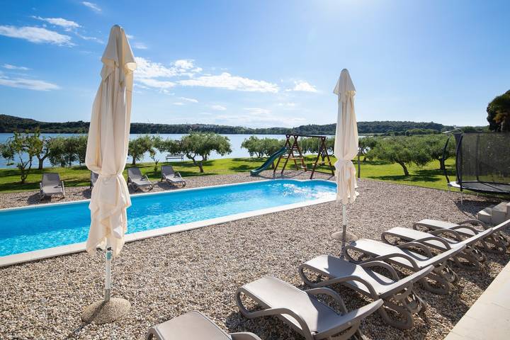 Ferienhaus mit Meerblick für 12 Personen, mit Garten und Pool in Istrien - 4