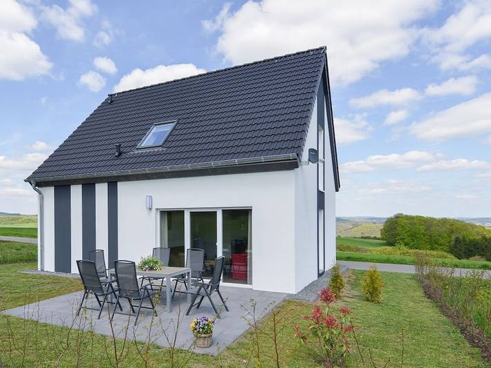 Ferienwohnung mit 3 Schlafzimmer in Gillenfeld, Vulkaneifel