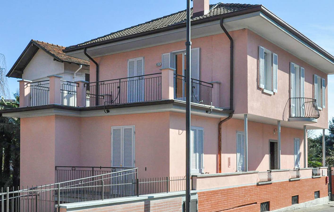Apartamento vacacional entero, Acogedor apartamento en Stresa con WiFi, aparcamiento y terraza in Stresa, Comune di Stresa
