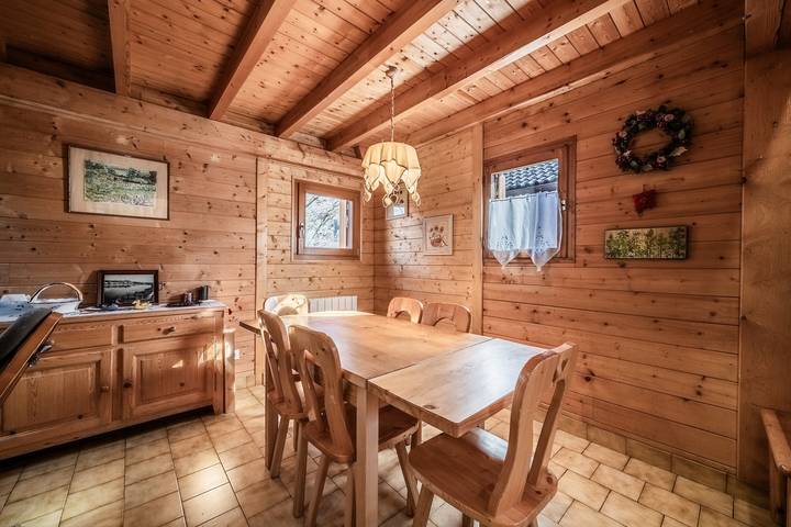Gîte pour 6 personnes, avec jardin et vue sur le lac à Verchaix - 4