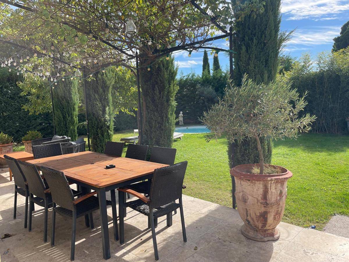 Villa proche d'Avignon. in Le Pontet, Vaucluse