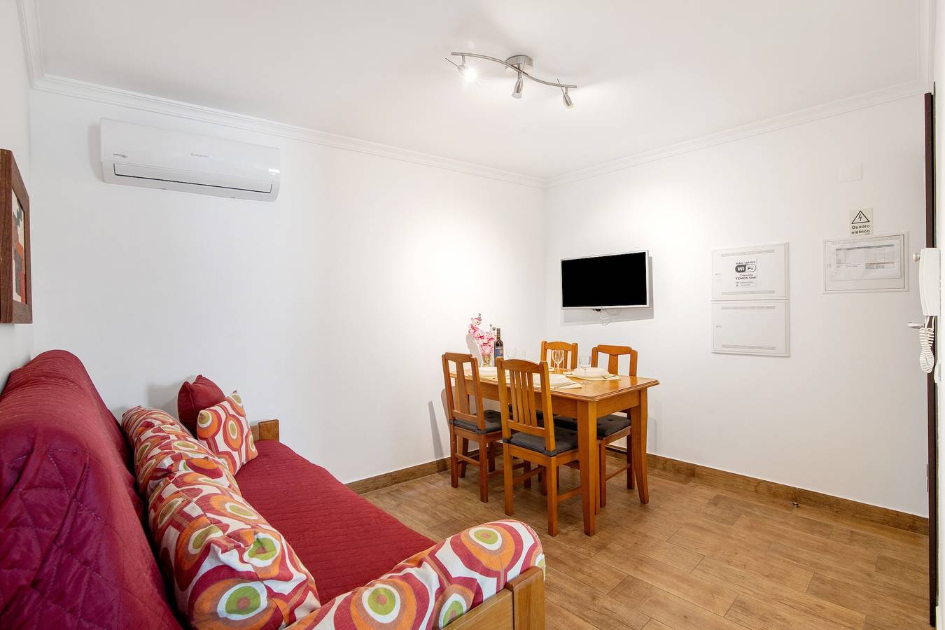Ganze Wohnung, Ferienwohnung 'Dourado' mit Balkon, Wlan und Klimaanlage in Monte Gordo, Faro Distrikt