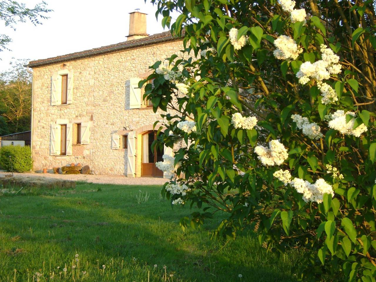 Chambres d'hôtes "La Boriette" - Chambre familiale acacia in Castelnau-de-Montmiral, Région d'Albi