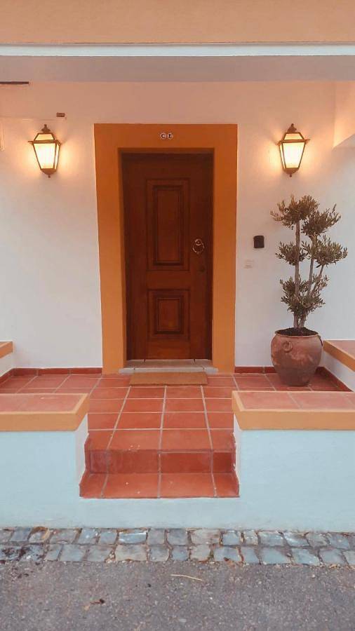 Location de vacances pour 6 personnes, avec vue sur le lac et vue ainsi que jardin et piscine dans Aldeia do Mato - 2