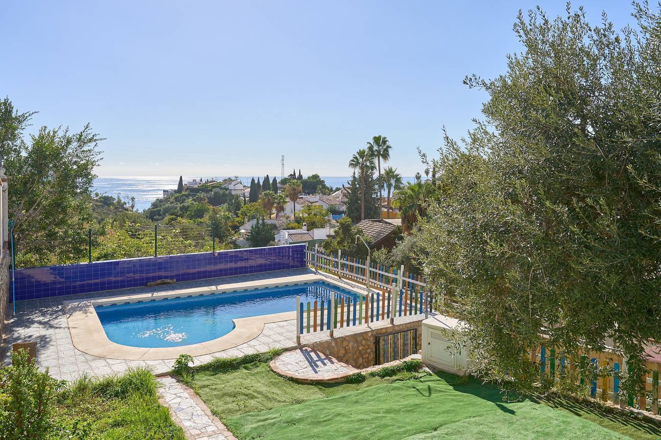 Entire apartment, Apartment 'Villa La Canarita' with Sea View, Wi-Fi and Air Conditioning in La Cala del Moral, Rincón de la Victoria