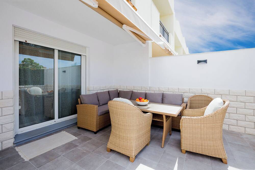 Charming townhome with Ac in fabulous Costa Adeje in Miraverde, Adeje
