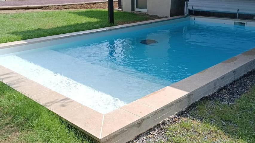 Location de vacances pour 10 personnes, avec jardin et piscine dans Lac de Bairon - 2