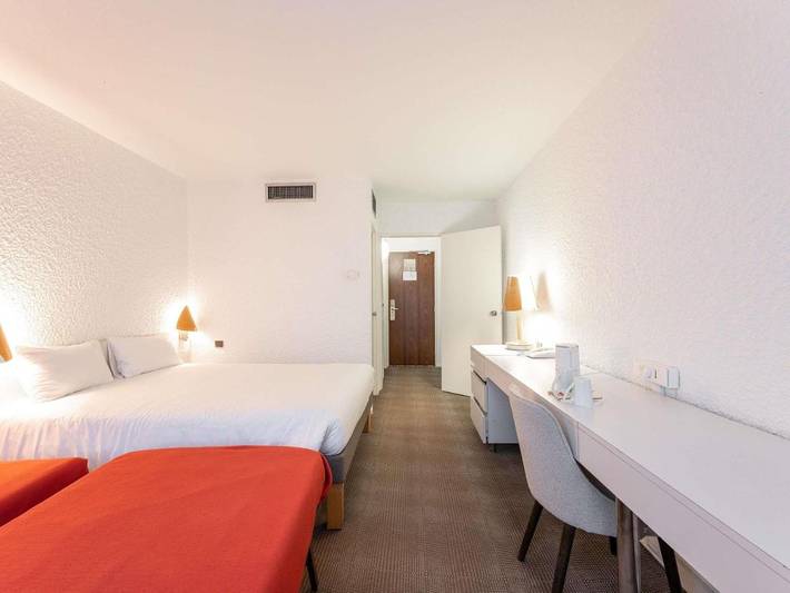 Hôtel pour 4 personnes, avec jardin et piscine