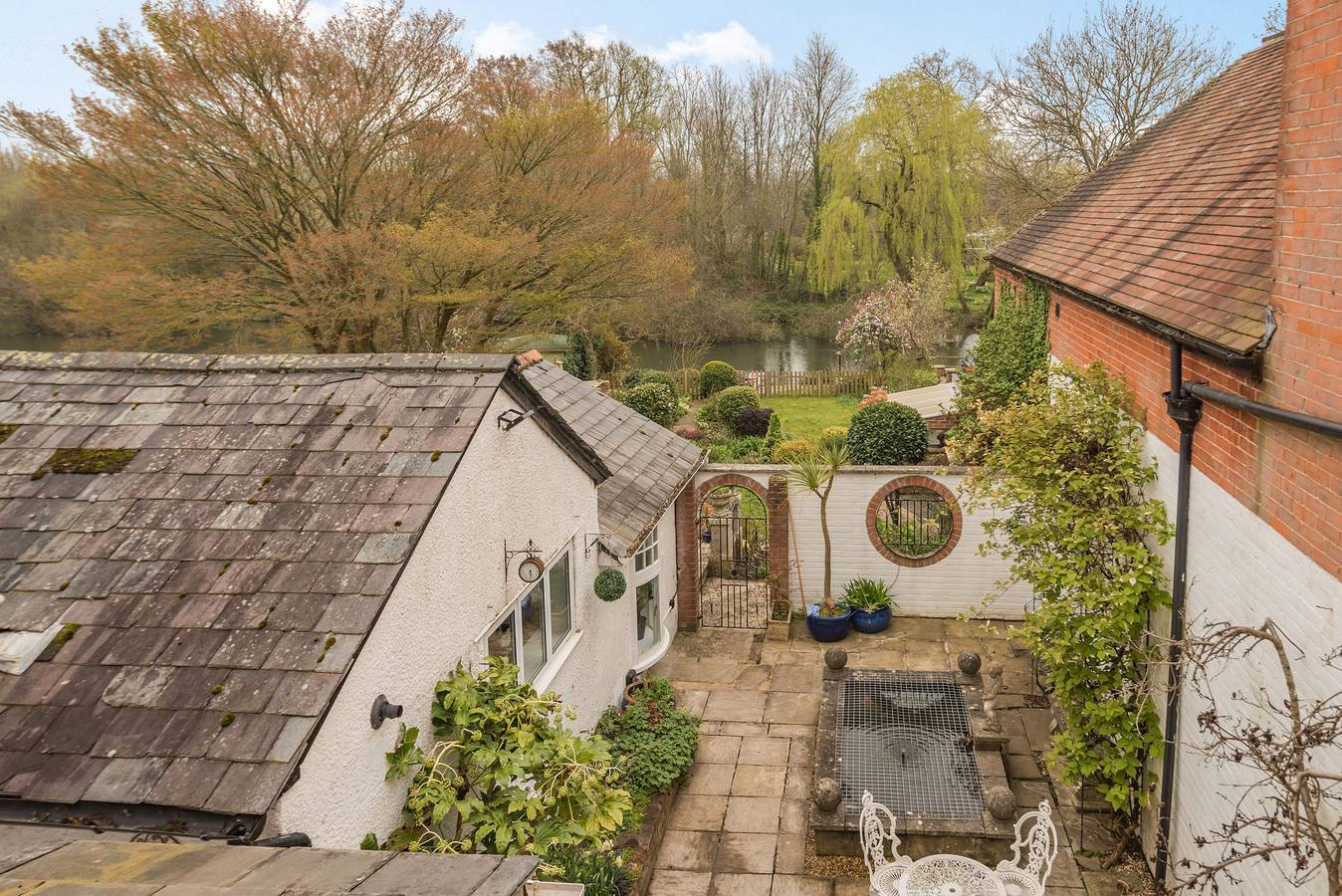 Riverside House in Fordingbridge, Hampshire