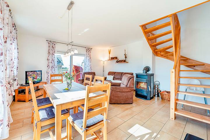 Ferienhaus für 6 Personen, mit Garten und Sauna sowie Terrasse, mit Haustier in Neuenkirchen (Rügen) - 3