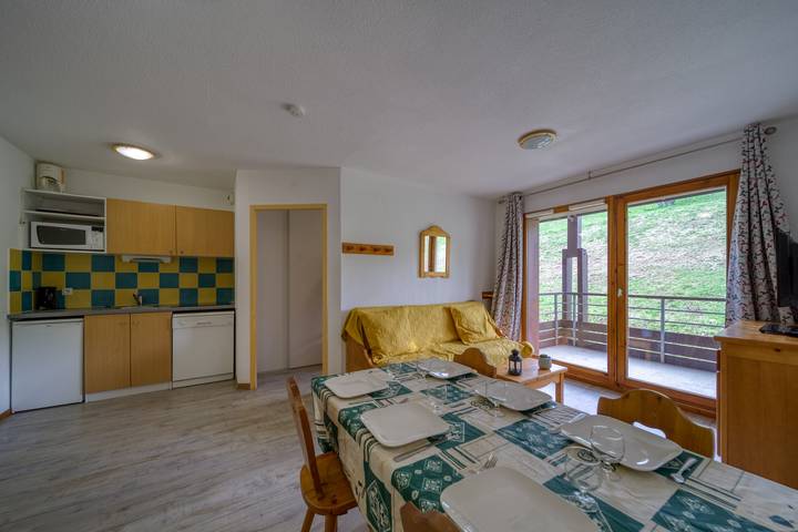 Gîte pour 6 personnes, avec balcon dans Office De Tourisme Du Corbier - 3