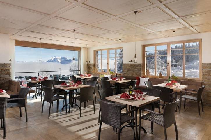 Hotel für 6 Personen, mit Terrasse und Garten sowie Ausblick in Schwarzenberg - 2