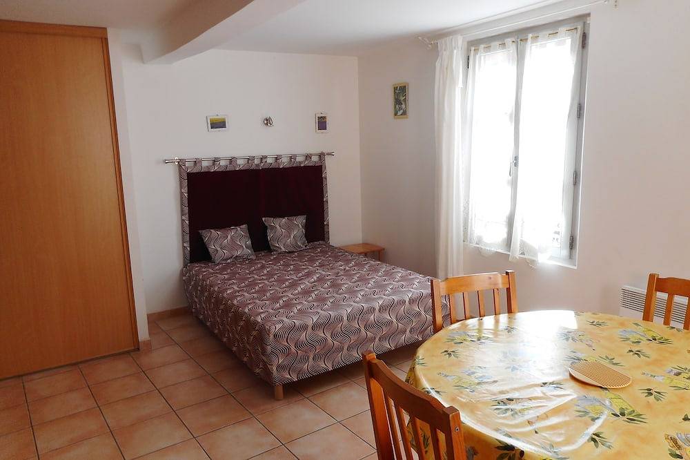 Apartamento entero, Alquiler Estudio en Moustiers Ste Marie in Moustiers-Sainte-Marie, Parc naturel régional du Verdon