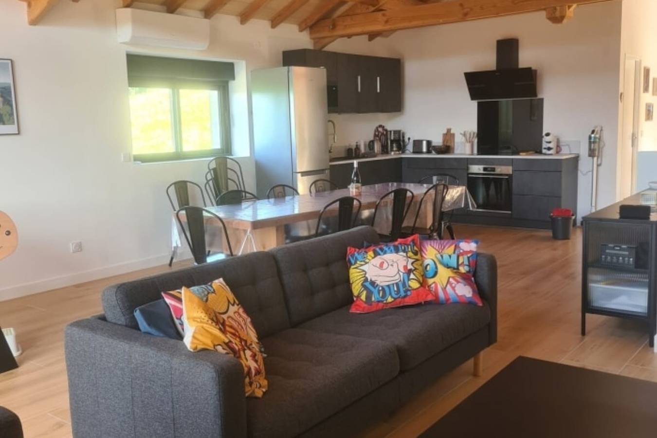 Aubié superbe propriété pour 20 avec piscine in Latouille-Lentillac, Lot