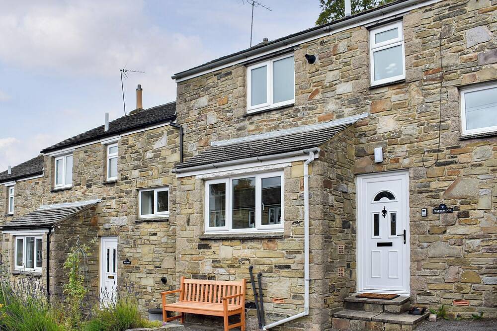 Ideal for couples or a small group of friends. in Hawes, Yorkshire Dales National Park