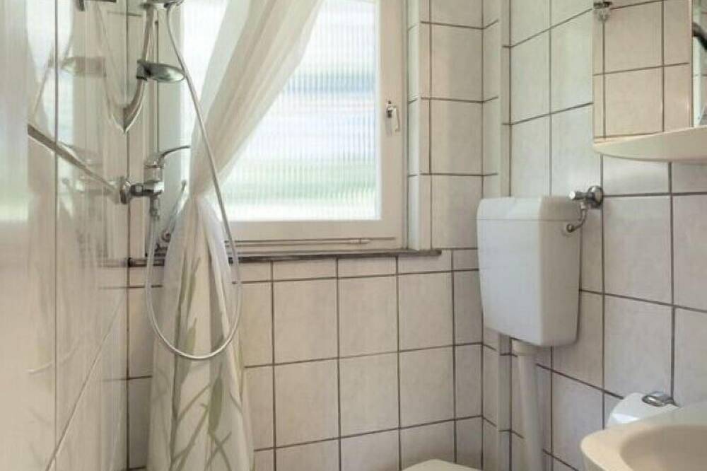 Kinder- und hundefreundliche Ferienhausanlage in Kieler Förde, Wisch