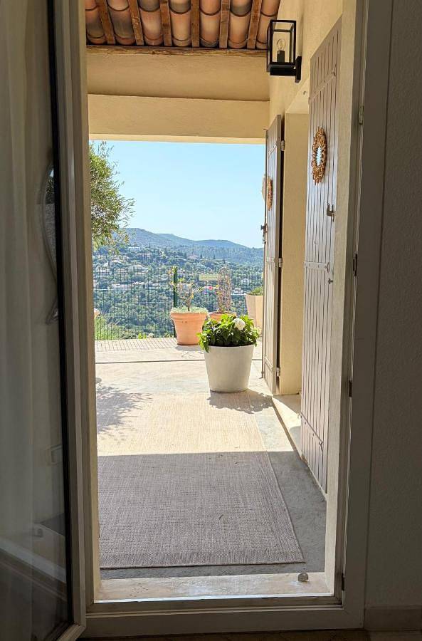 Double Room with Private Bathroom in La Londe-les-Maures, Côte méditerranéenne (France)