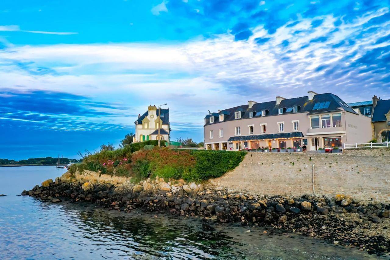 Hôtel La Baie des Anges, son Spa marin & sa piscine couverte in Landéda, Région de Brest
