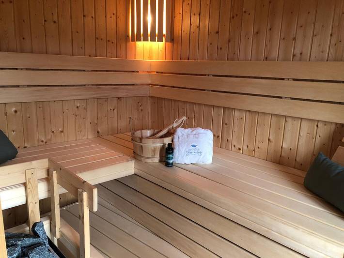 Ferienwohnung für 5 Personen, mit Balkon/Terrasse und Terrasse sowie Garten und Sauna in Spiegelau - 4