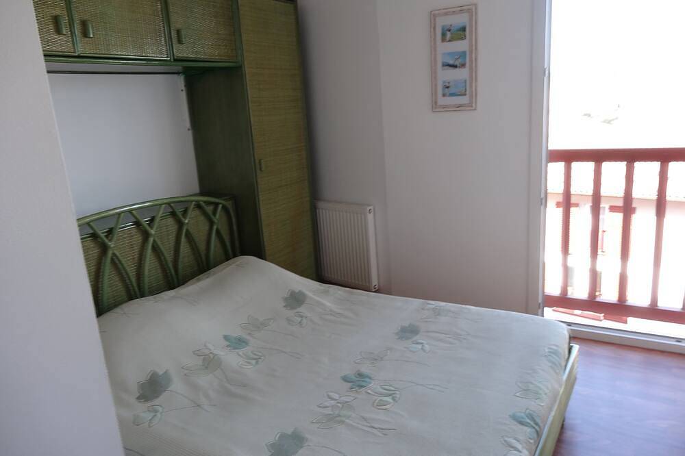 Apartamento entero, Brillante T3 Clasificado 3 *. A 5 min de las playas de San Juan de Luz / Golf y Montañas. in Ciboure, Region de Bayona