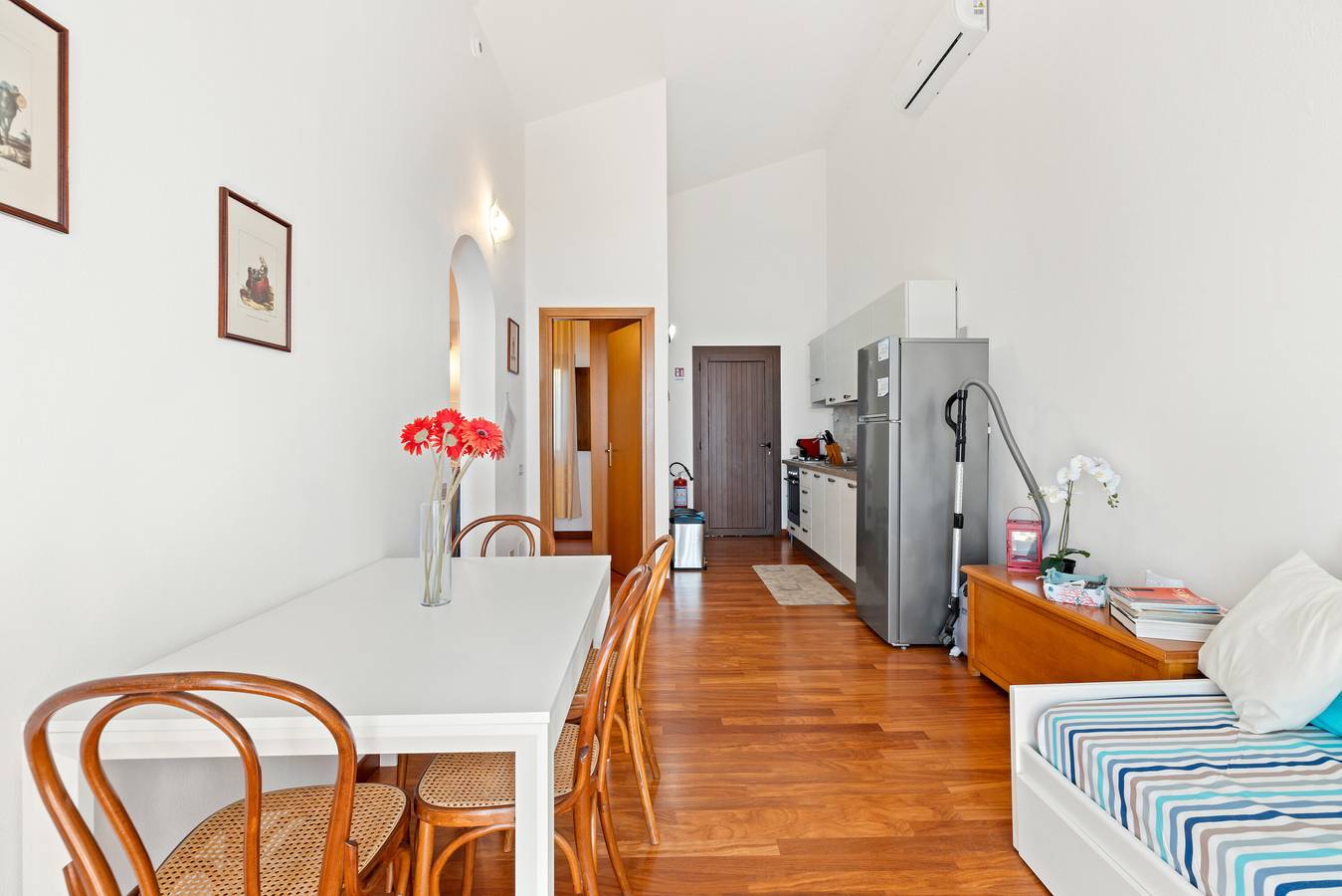 Appartement entier, Appartement "Casa Con Vista" avec vue sur la mer, Wi-Fi et climatisation in Portu Maga, Campidano di Terralba