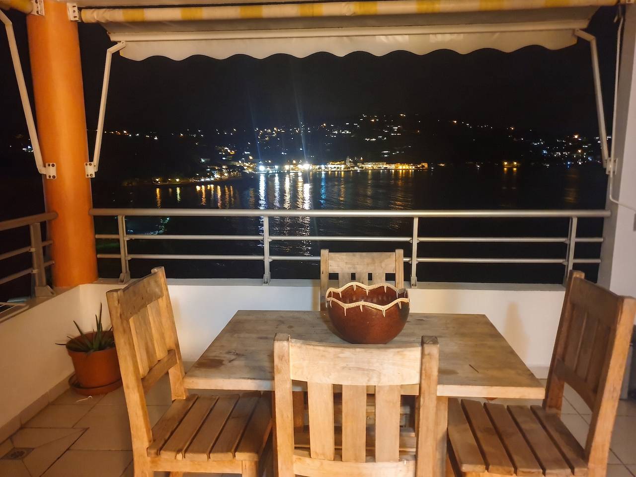 Ganzes Studio, Charmantes Studio in La Trinité - Meerblick - 40 m² in La Trinité, Martinique