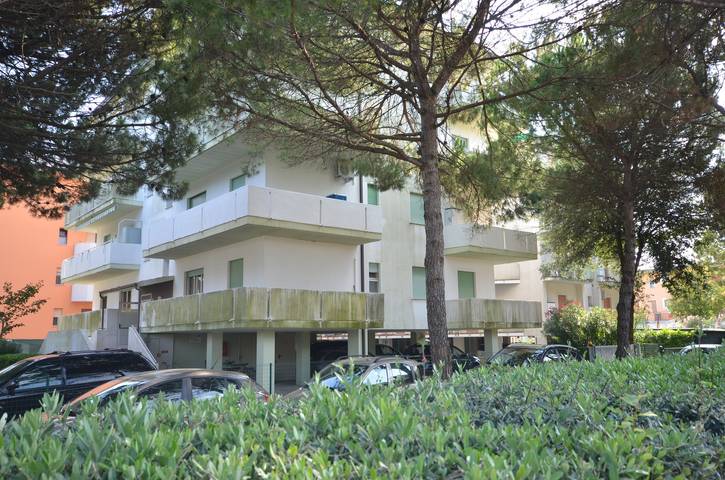 Apartamento vacacional entero, Apartamento de vacaciones con aire acondicionado y balcón in Bibione, San Michele al Tagliamento
