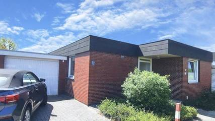 Bungalow für 4 Personen, mit Garten und Terrasse, mit Haustier in Schillig