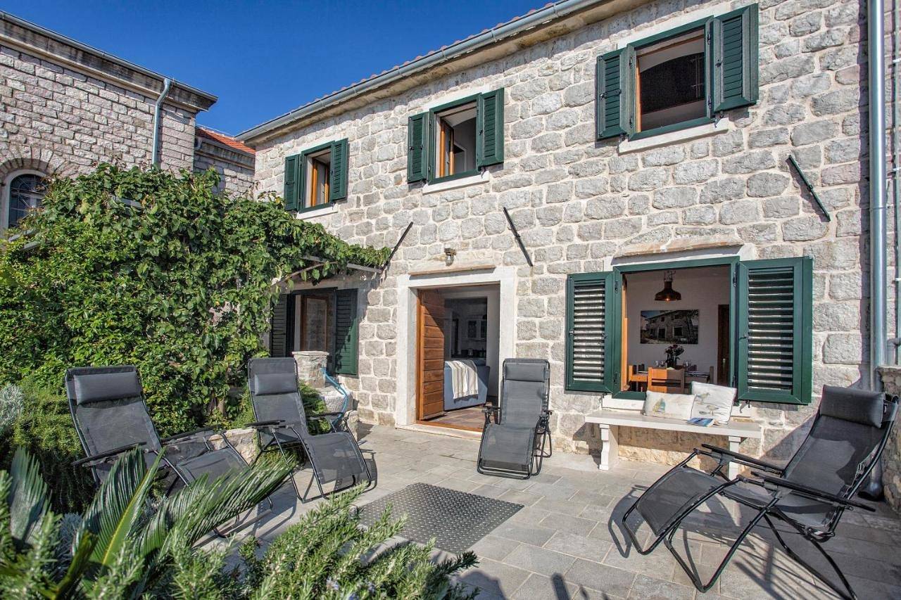 Villa Ruza, Donja Lastva in Tivat, Bay of Kotor
